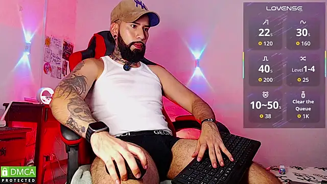Diilanhott online show from May 15, 2026, 10:52 pm