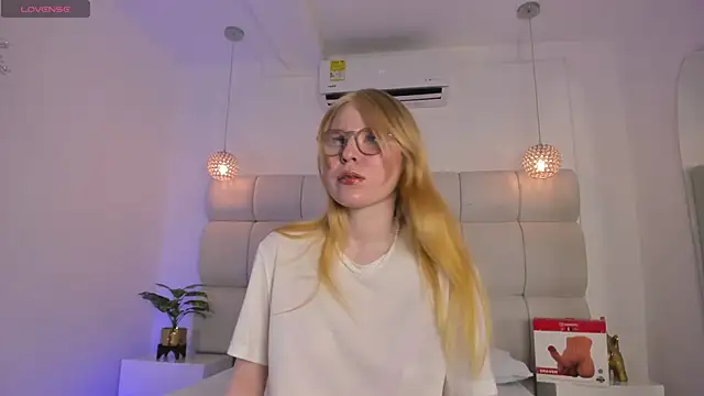 Alexa Handler online show from April 8, 2026, 7:37 pm