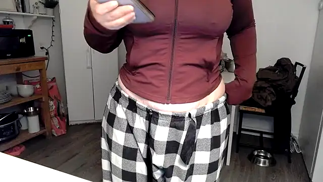 Snapshot of Kittyymaze1 chatting on February 7, 2026, 11:51 am Kittyymaze1 online show from February 7, 2026, 11:51 am