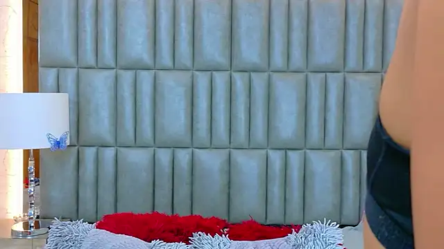 TiaraRosse online show from March 3, 2026, 12:34 pm