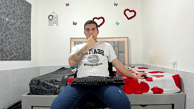 simookeler online show from October 28, 2025, 4:35 am