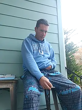 Snapshot of Bigtater1999 chatting on November 23, 2025, 1:21 pm Bigtater1999 online show from November 23, 2025, 1:21 pm