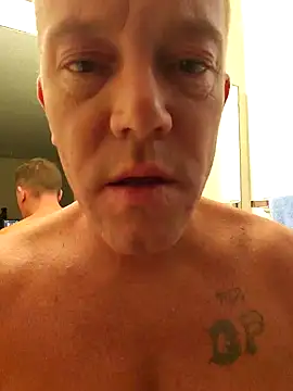 Snapshot of Bigtater1999 chatting on September 11, 2025, 12:21 am Bigtater1999 online show from September 11, 2025, 12:21 am