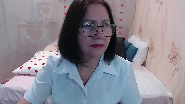 OlgaHottie online show from December 15, 2025, 11:10 pm