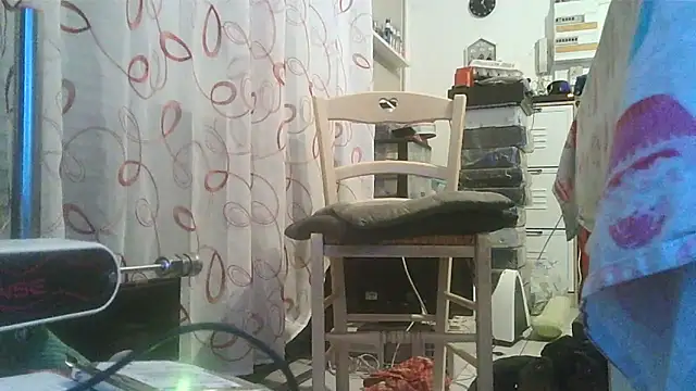 Snapshot of cyril020202 chatting on February 23, 2026, 11:33 am cyril020202 online show from February 23, 2026, 11:33 am