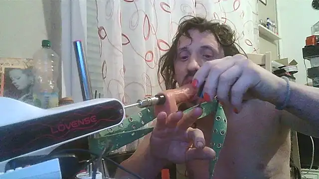 Snapshot of cyril020202 chatting on February 27, 2026, 10:42 pm cyril020202 online show from February 27, 2026, 10:42 pm