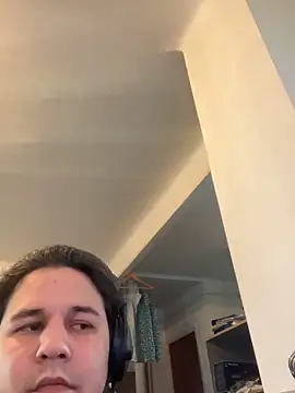 Snapshot of bananahot31 chatting on April 8, 2026, 6:59 am bananahot31 online show from April 8, 2026, 6:59 am