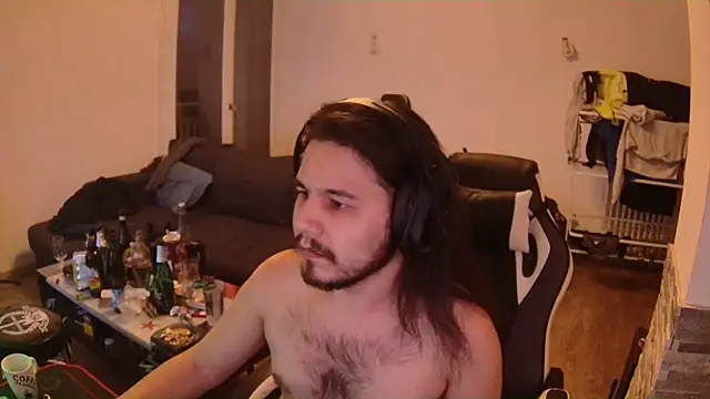 Snapshot of bananahot31 chatting on December 6, 2024, 6:42 am bananahot31 online show from December 6, 2024, 6:42 am