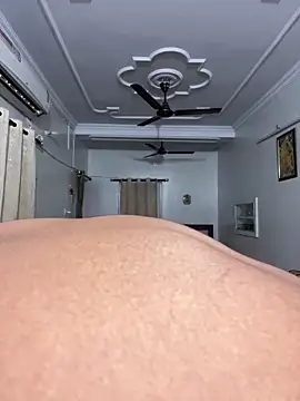 Snapshot of John_desihunk chatting on March 5, 2025, 9:27 am John desihunk online show from March 5, 2025, 9:27 am