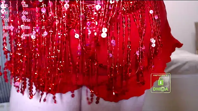 cute and hot online show from December 3, 2025, 3:00 pm