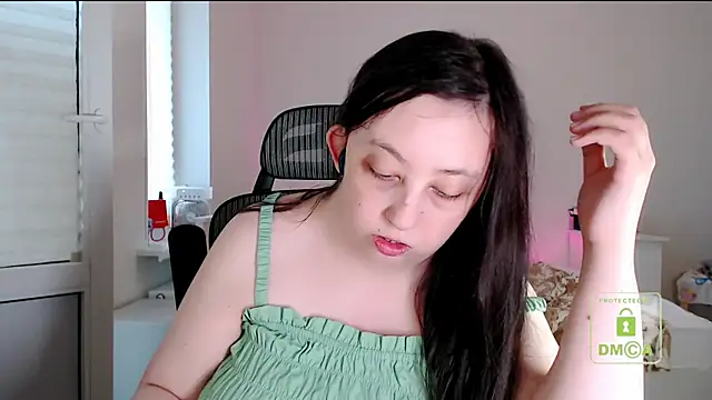 Snapshot of cute_and_hot chatting on July 10, 2026, 4:51 pm cute and hot online show from July 10, 2026, 4:51 pm