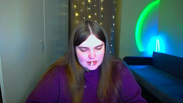 Emaaa ua online show from October 28, 2025, 6:29 pm