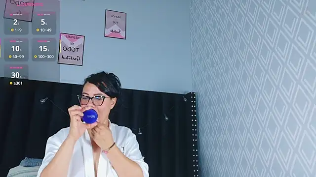 Snapshot of hotlatinateacher chatting on January 12, 2026, 4:14 pm hotlatinateacher online show from January 12, 2026, 4:14 pm