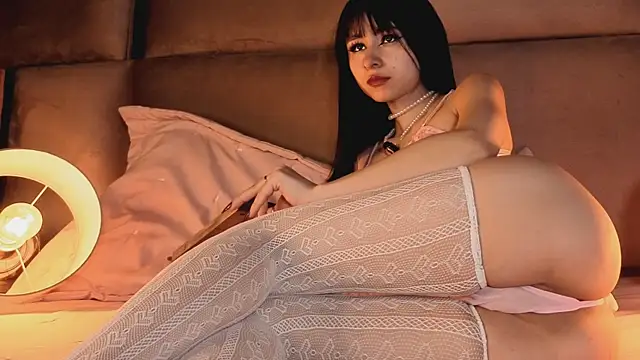 angelinepossy online show from November 17, 2025, 10:14 pm