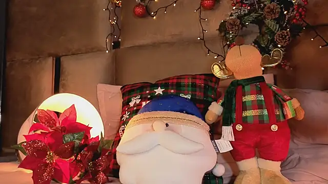 Snapshot of angelinepossy chatting on December 16, 2025, 9:08 pm angelinepossy online show from December 16, 2025, 9:08 pm