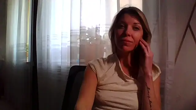 VelvetLove287 online show from April 13, 2026, 9:24 am