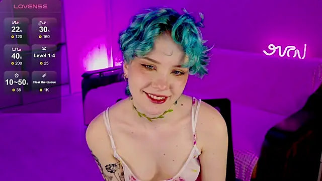 Snapshot of School_Love chatting on February 10, 2025, 4:14 pm School Love online show from February 10, 2025, 4:14 pm