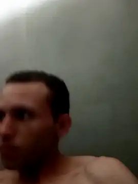 Snapshot of jhonmenas14 chatting on December 16, 2025, 4:11 pm jhonmenas14 online show from December 16, 2025, 4:11 pm