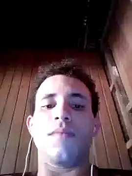 Snapshot of jhonmenas14 chatting on November 2, 2025, 6:35 pm jhonmenas14 online show from November 2, 2025, 6:35 pm