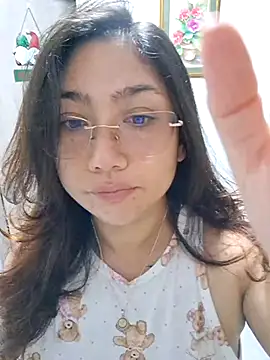 Snapshot of Mia_Ruiz chatting on November 16, 2025, 3:11 am Mia Ruiz online show from November 16, 2025, 3:11 am