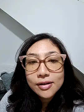 Mia Ruiz online show from February 5, 2025, 1:15 am