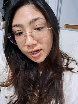 Snapshot of Mia_Ruiz chatting on November 8, 2025, 3:10 am Mia Ruiz online show from November 8, 2025, 3:10 am