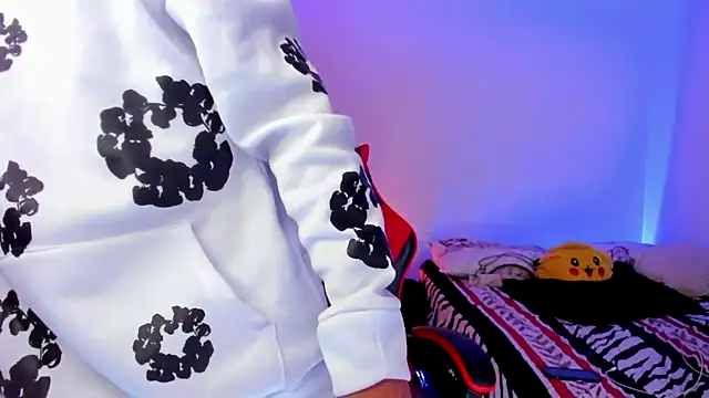 aldrinwhite online show from February 22, 2026, 5:25 pm