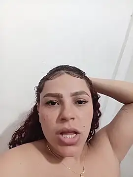 Mommy-Hot online show from April 18, 2026, 3:14 pm