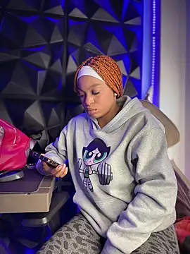 Snapshot of Melany_Williams chatting on December 4, 2025, 12:48 pm Melany Williams online show from December 4, 2025, 12:48 pm