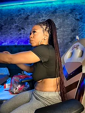 Snapshot of Melany_Williams chatting on October 22, 2025, 12:59 pm Melany Williams online show from October 22, 2025, 12:59 pm