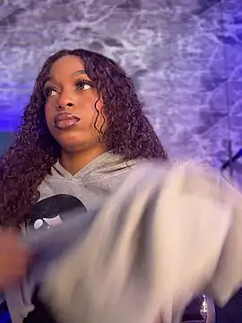 Snapshot of Melany_Williams chatting on March 2, 2026, 1:18 pm Melany Williams online show from March 2, 2026, 1:18 pm