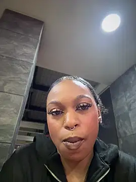 Snapshot of Melany_Williams chatting on November 22, 2025, 12:54 am Melany Williams online show from November 22, 2025, 12:54 am