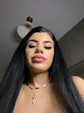 Snapshot of Ameliablack_1 chatting on October 6, 2025, 10:10 pm Ameliablack 1 online show from October 6, 2025, 10:10 pm