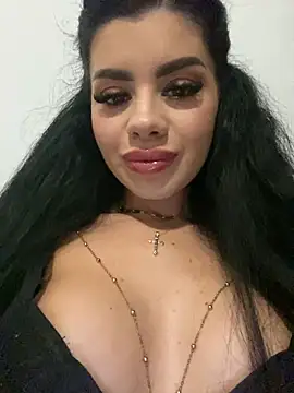 Snapshot of Ameliablack_1 chatting on February 15, 2025, 6:44 pm Ameliablack 1 online show from February 15, 2025, 6:44 pm