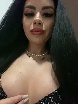 Snapshot of Ameliablack_1 chatting on February 4, 2025, 8:59 pm Ameliablack 1 online show from February 4, 2025, 8:59 pm