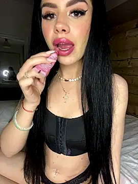 Snapshot of Ameliablack_1 chatting on November 28, 2025, 12:00 am Ameliablack 1 online show from November 28, 2025, 12:00 am