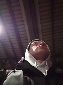 Snapshot of openlegsforyou chatting on January 15, 2026, 6:17 am openlegsforyou online show from January 15, 2026, 6:17 am