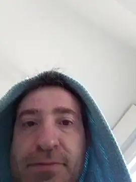 Snapshot of openlegsforyou chatting on February 13, 2026, 8:47 am openlegsforyou online show from February 13, 2026, 8:47 am