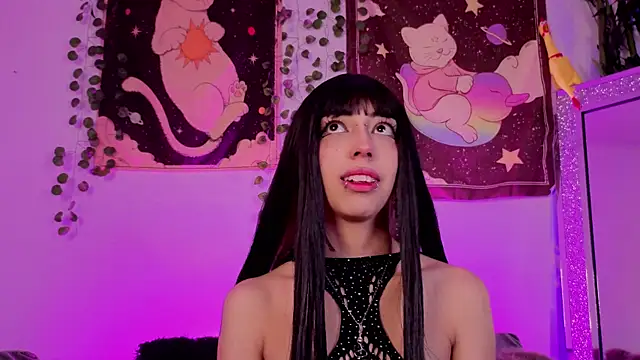 Snapshot of Nyx_nayla chatting on December 16, 2025, 7:01 am Nyx nayla online show from December 16, 2025, 7:01 am