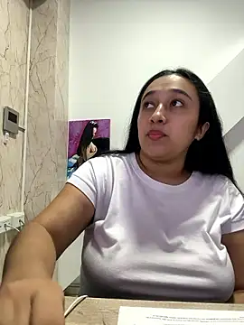 cata megan online show from December 8, 2024, 7:47 am