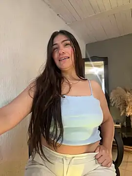 Snapshot of emmily_d chatting on October 17, 2025, 6:21 pm emmily d online show from October 17, 2025, 6:21 pm