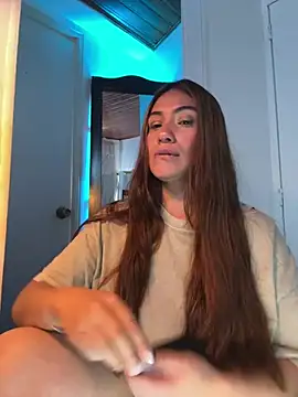 Snapshot of emmily_d chatting on July 11, 2026, 9:04 pm emmily d online show from July 11, 2026, 9:04 pm