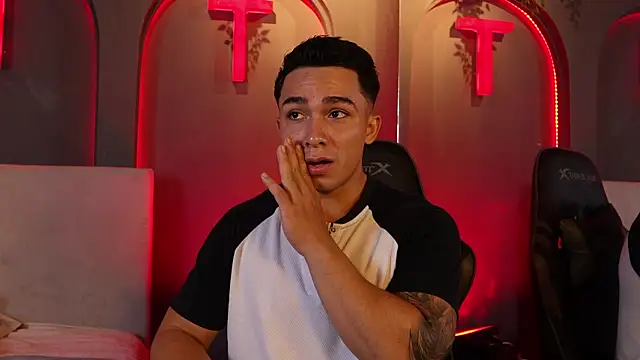 Ryan Hunt online show from October 5, 2025, 1:40 am