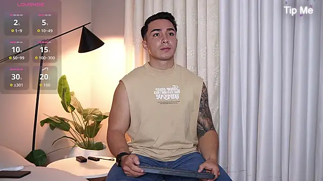 Ryan Hunt online show from October 30, 2025, 9:40 am