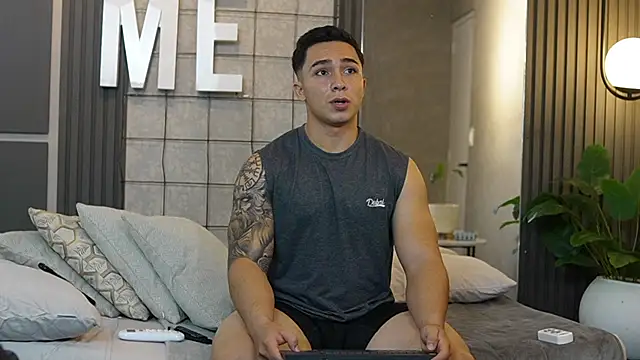 Ryan Hunt online show from March 4, 2025, 2:53 pm