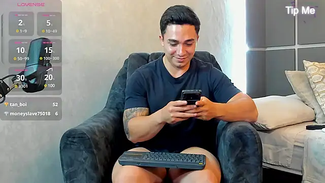 Ryan Hunt online show from March 1, 2025, 9:37 pm