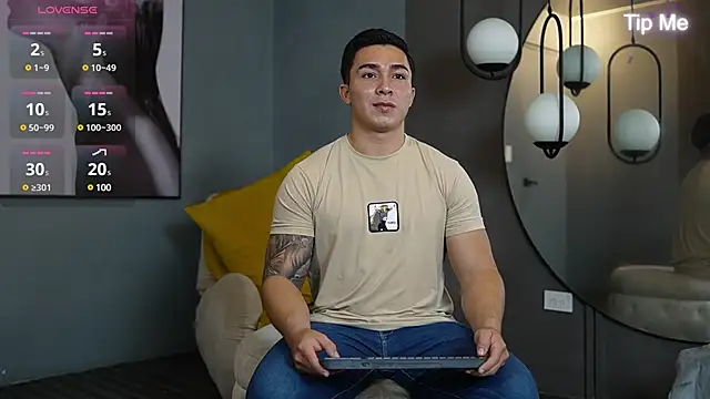 Ryan Hunt online show from March 2, 2025, 6:46 pm