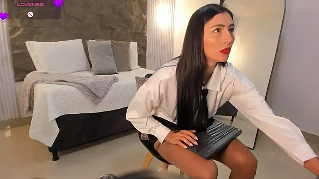 coniie jhons online show from February 18, 2026, 11:06 am