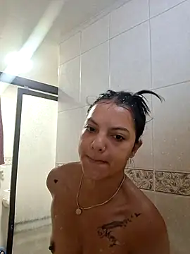 Snapshot of Daila_20_ chatting on December 15, 2025, 1:28 pm Daila 20 online show from December 15, 2025, 1:28 pm