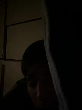 ryusei18570 online show from February 11, 2025, 5:40 pm